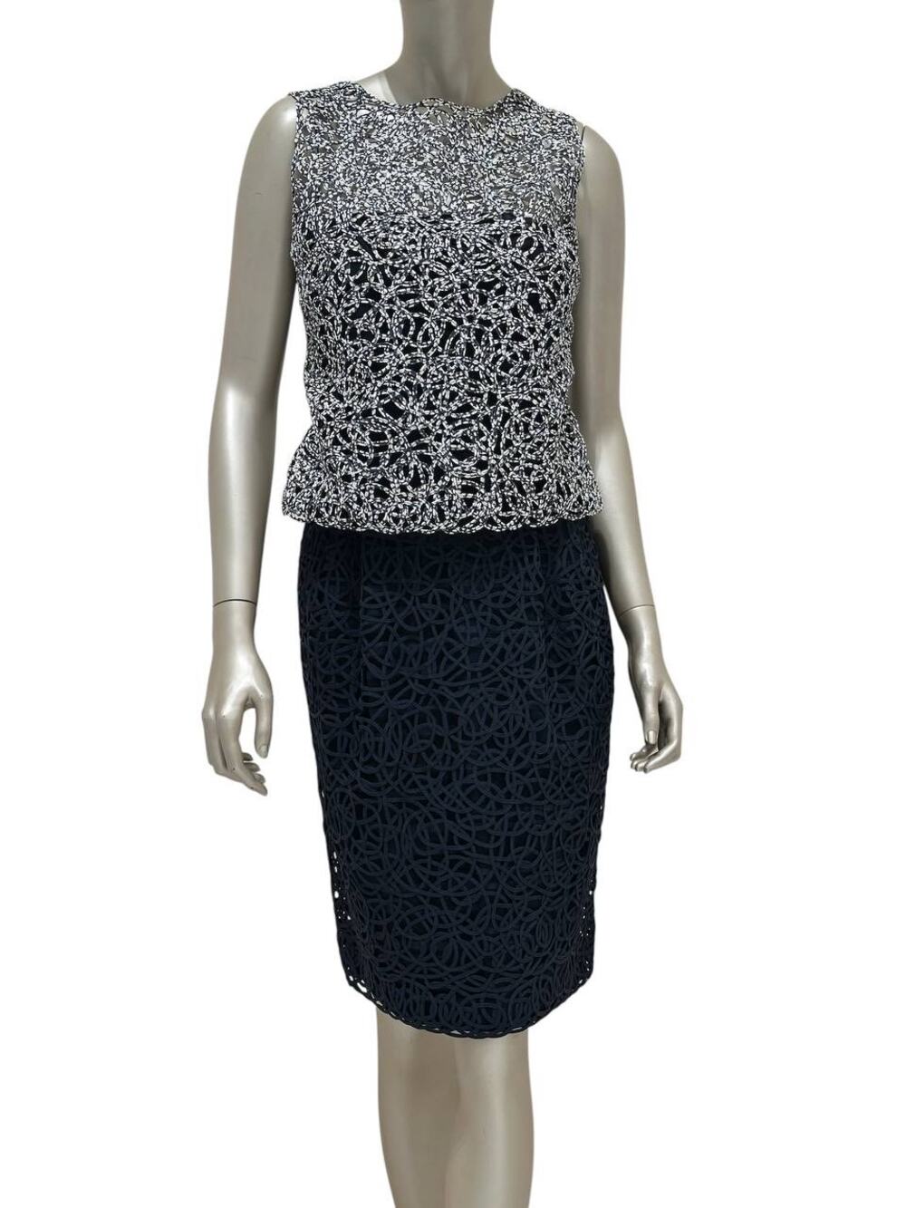 Chanel Black & White Lace Two-Piece Suit Sz.36